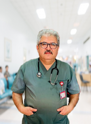 Dr. Ahmet Özdemir
